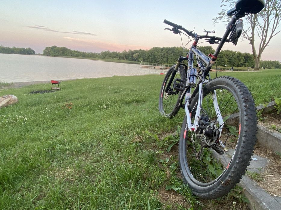 Rower Górski Cube AMS