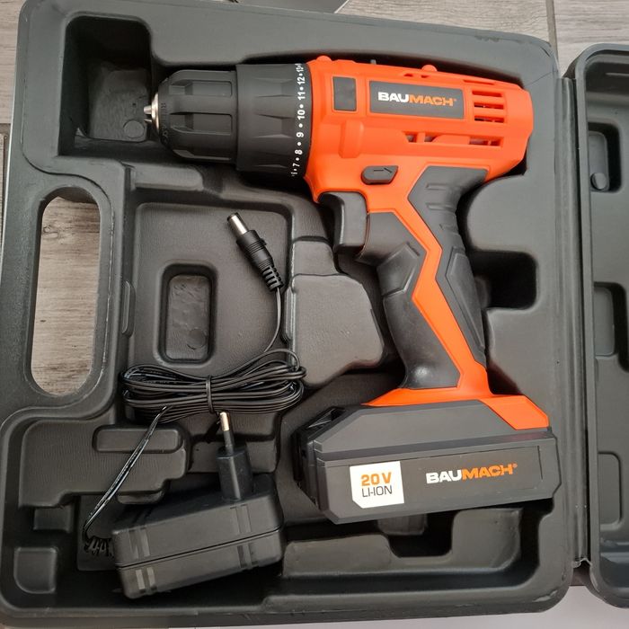 Wkretarka baumach, 2 biegi, 2 ah bateria + ładowarka