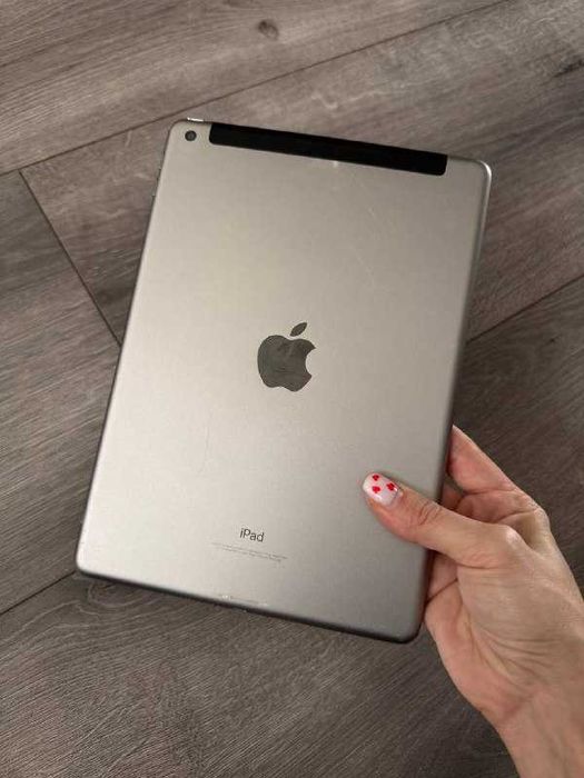 Продам Apple Ipad 6