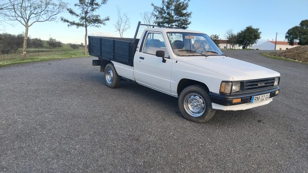 Toyota hilux 2.4D 4x2