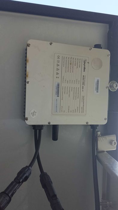 Painel solar plug and play de 400wp e so ligar na tomada novo funcionou uma semana