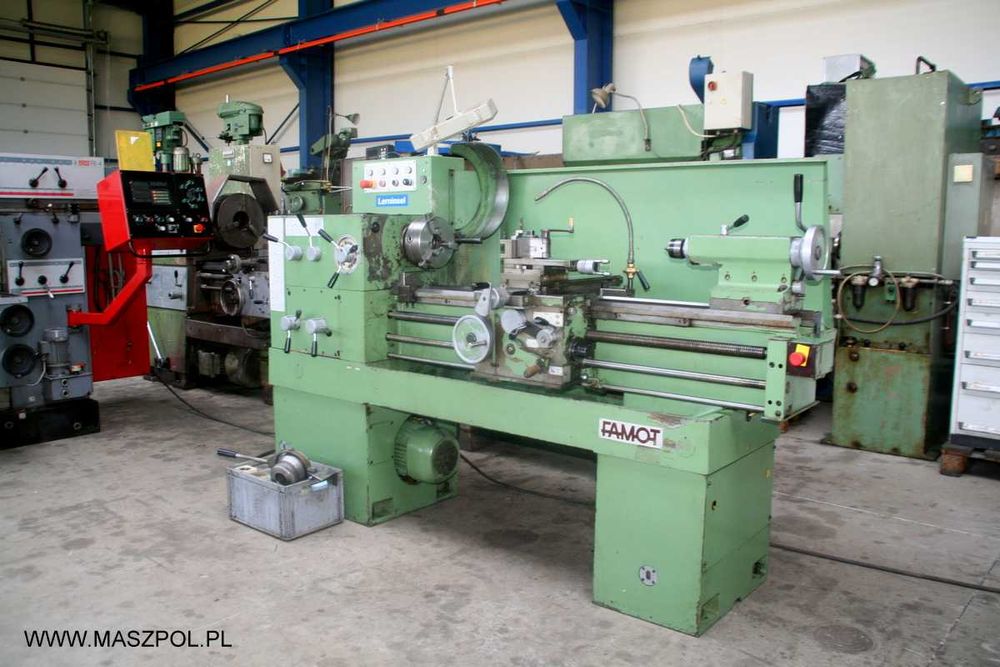 Tokarka TUM 35D1 x 1000 - FAMOT - SUPER STAN - FILM