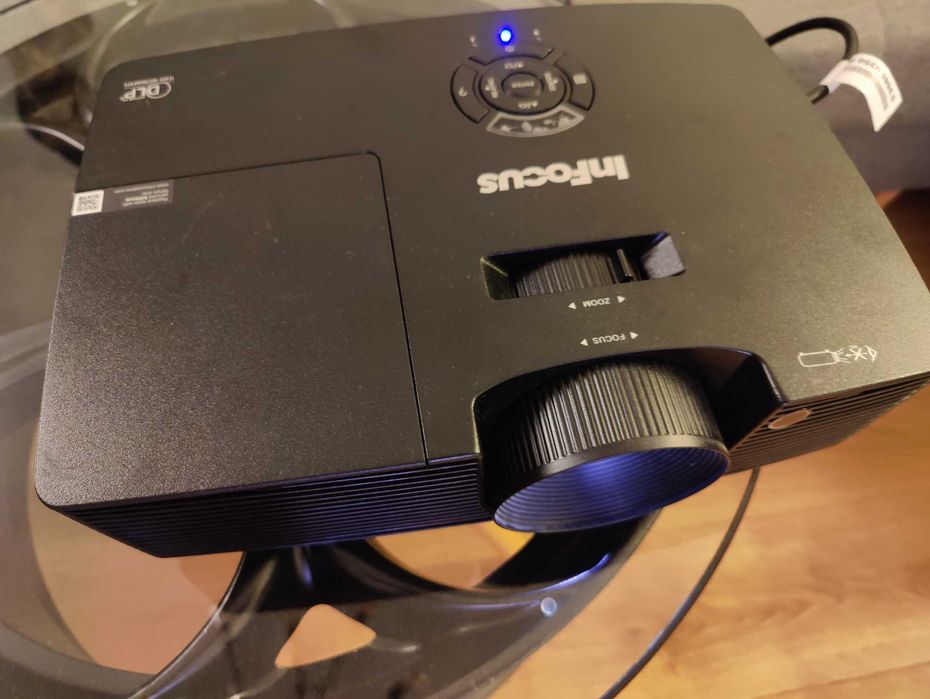 Projektor InFocus in116 pilot 3000ansi 3D DLP kino domowe HDMI rzutnik