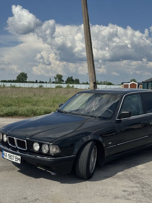 Bmw е32 730i