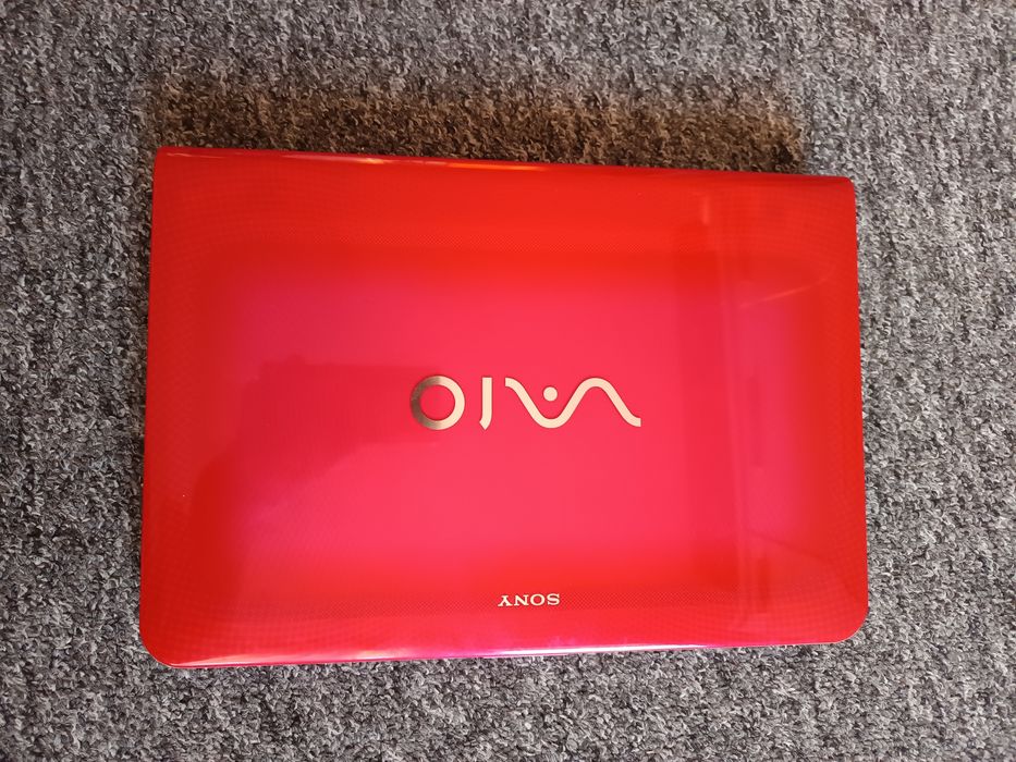 Sony VAIO VPCEA (PCG-61211M) | Core i5 | 6GB RAM | SSD | Windows 10