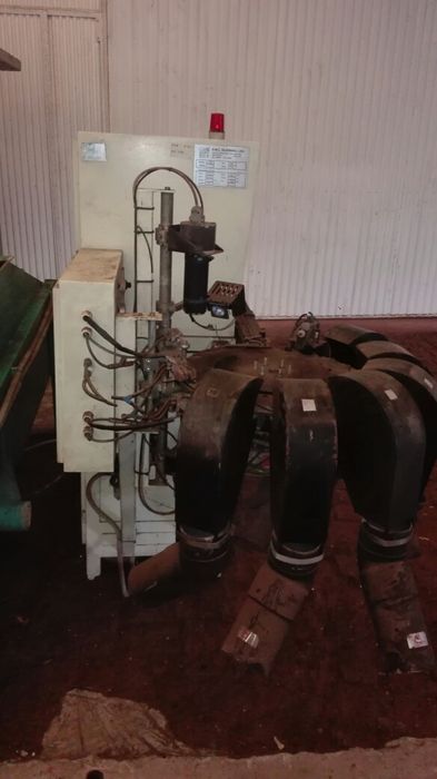 Maquina de escolher discos de cortiça