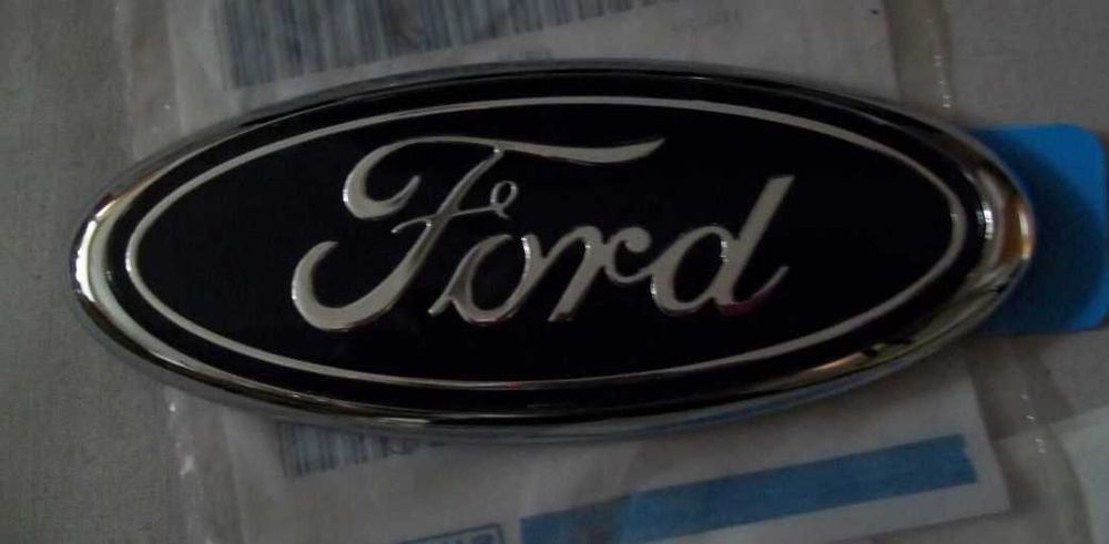 Znaczek Ford różne rozmiary granatowy logo
