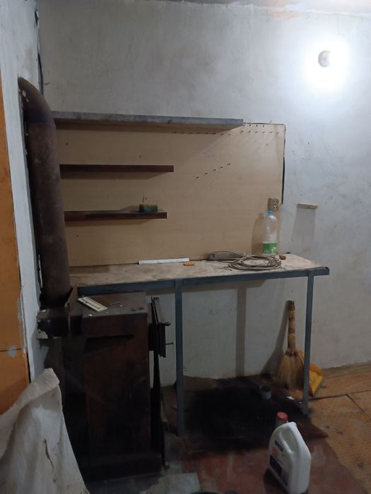 Гараж м.Буча г/к Кермо.