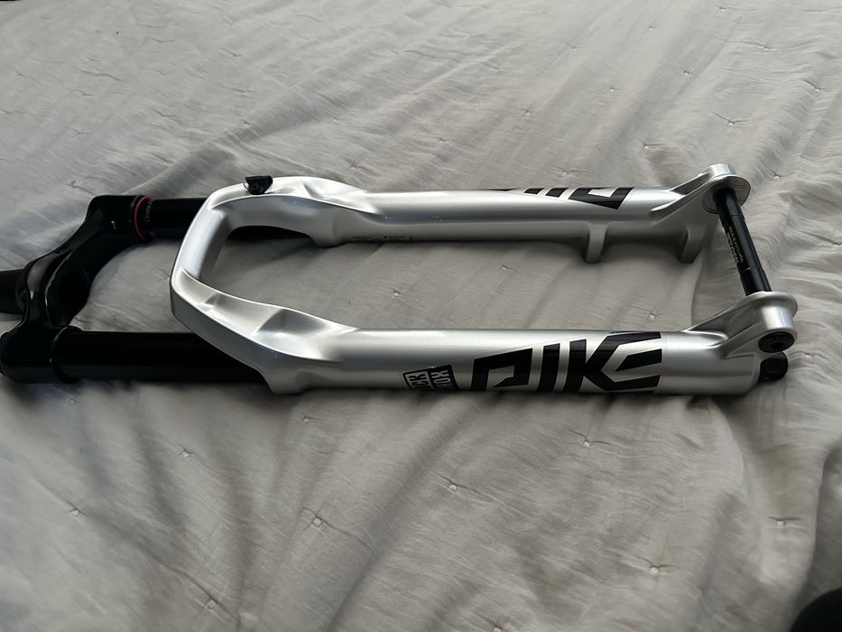 Rock shox pike ultimate 2.1 rc2 crown boost 46mm 27,5