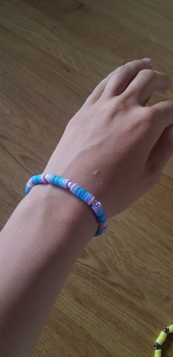 Własnoręcznie wykonana branzoletka