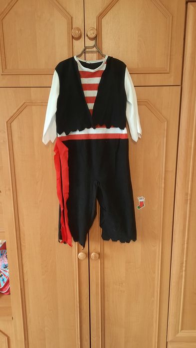 Дитячі новорічні костюми