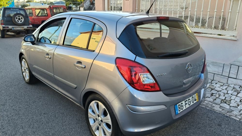 Opel corsa D 1.3 cdti 100mil km