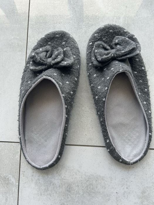 Kapcie r 40 damskie klapki