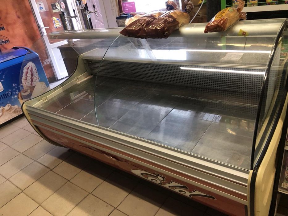 Холодильные витрины