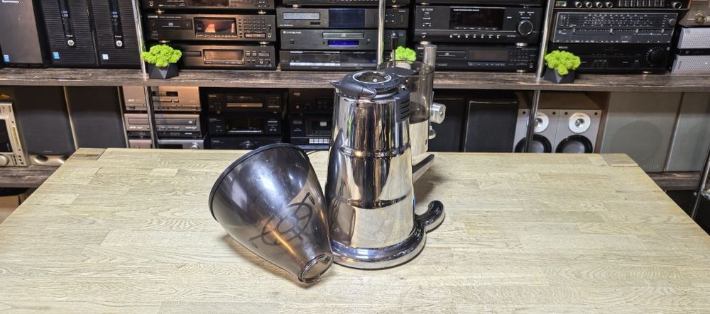 Професійна кавомолка Carimali