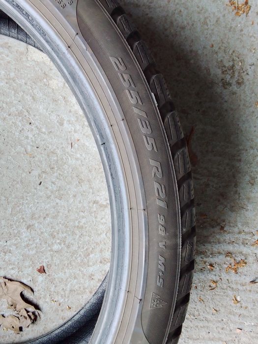 1 Opona zimowa 255/35r21 PIRELLI 2021r