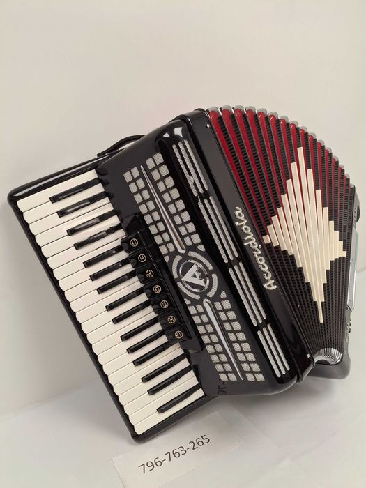 Akordeon Włoski Accordiola 96 basów,3-chóry stan BDB zamiana!!!