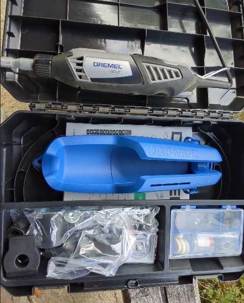 Dremel 4000 - Ferramenta rotativa profissional