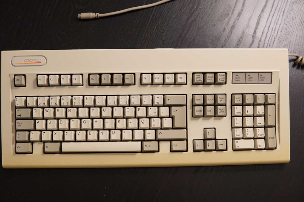 Teclado raro retro Compaq (nbm dome with slider) Ramada E Caneças • OLX.pt