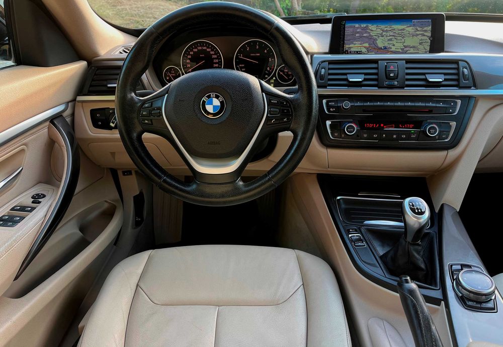 BMW 318d GT Sport 2013
