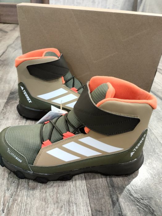 Зимові черевики  Adidas terrex snow р 38.5