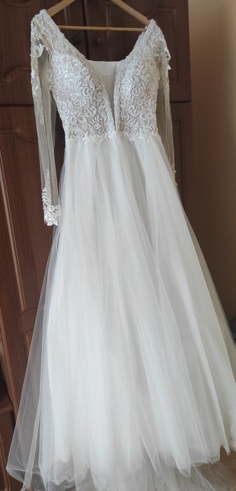 Весільна сукня з фатою 44-46 розмір