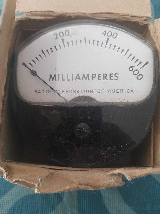 Instrumento de medida de miliamperes vintage