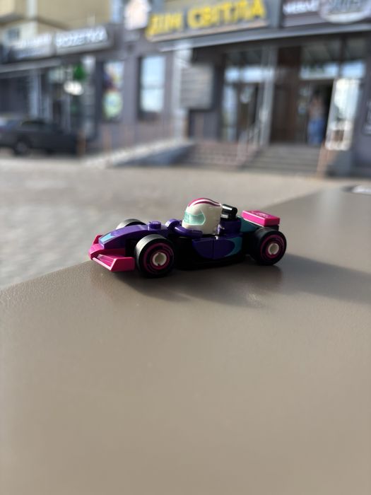 Лего 71049 мініфігурка formula 1