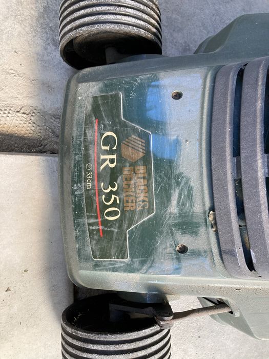 Corta relva bleck decker