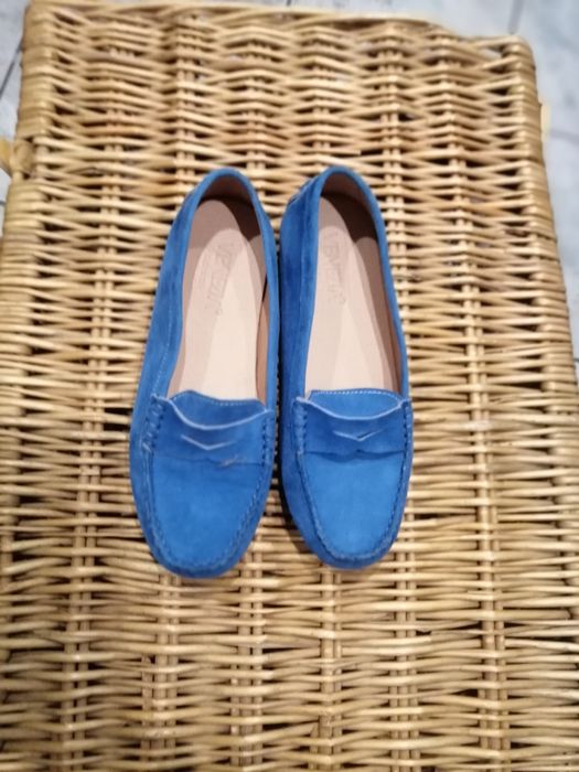 Nowe mokasyny skórzane, rozm. 38