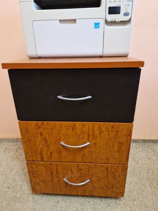 Продам письменный(офиссный) стол