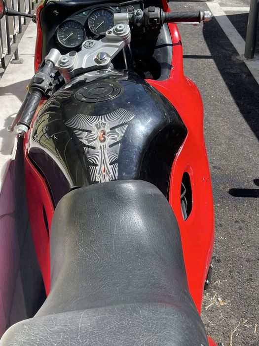 Suzuki gsx 600 f