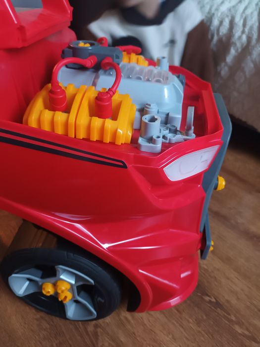 Woopie wielka ciezarowka do składania .warsztat mechanika