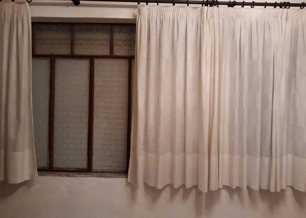 Cortinados como Novos -Valor negociável