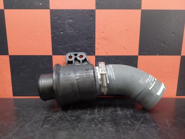 Tubo do intercooler NISSAN Cabstar Chassis (F24M, F24W)