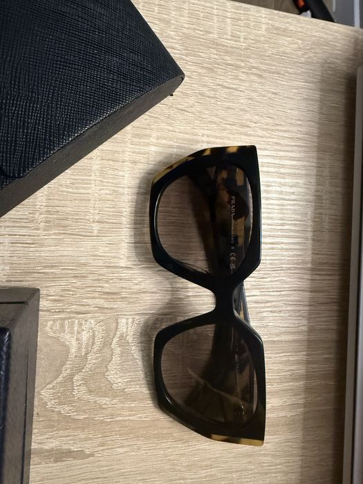 Сонцезахисні Окуляри Prada
