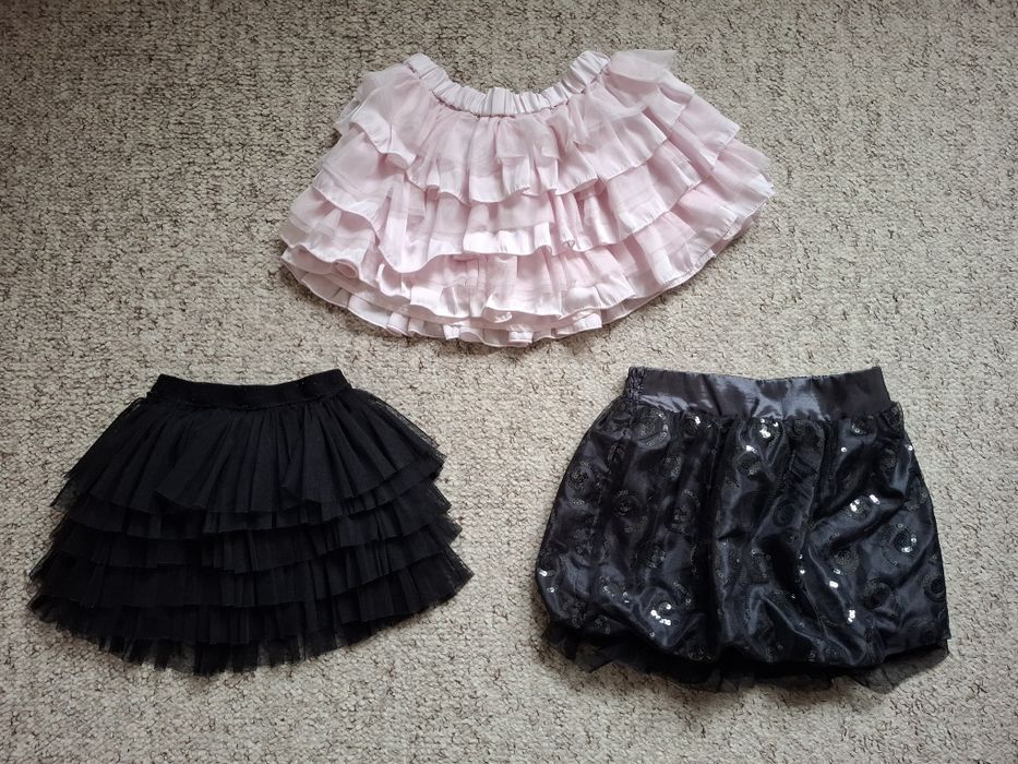 spódniczka 122cm falbanki tiulowa cekiny