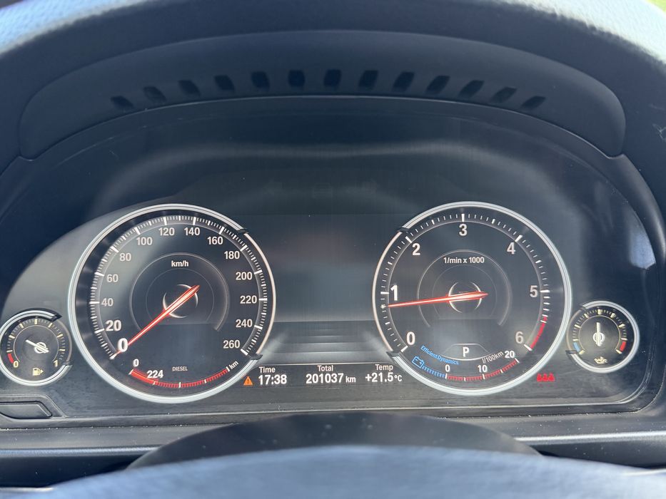 Продам бмв f10 2013