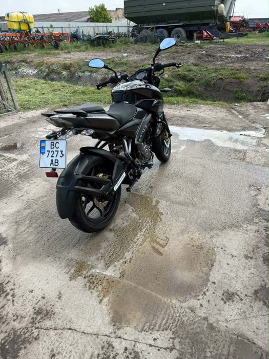 BAJAJ PulsarNS200
