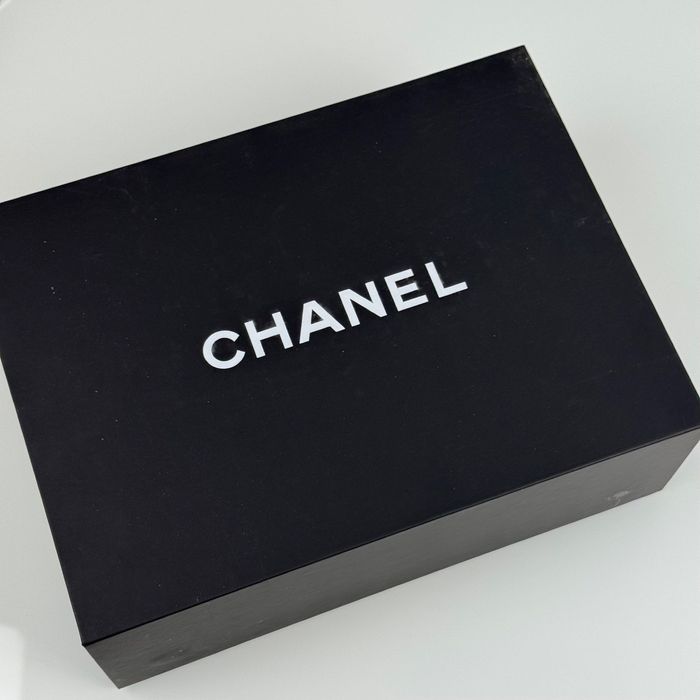 Сумка з натуральної гладкої шкіри Chanel бордова, фурнітура срібна