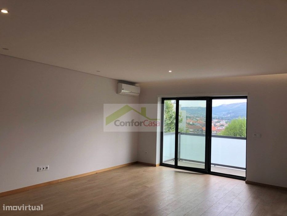 Apartamento T3 - Ar condicionado-amplas varandas- 2 Boxs -Gualtar