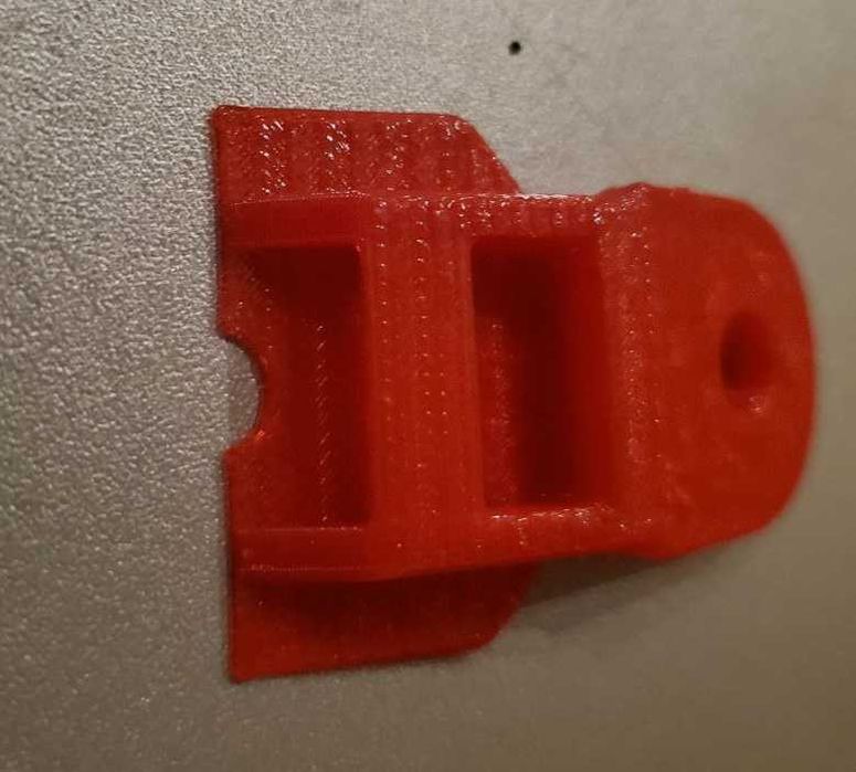 Открывашка банок с напитками (женская - маникюр сохранит)