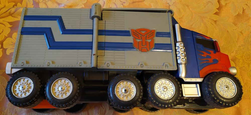 Transformers Optimus Prime64738967294978122