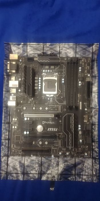Материнська плата MSI b250 pc mate