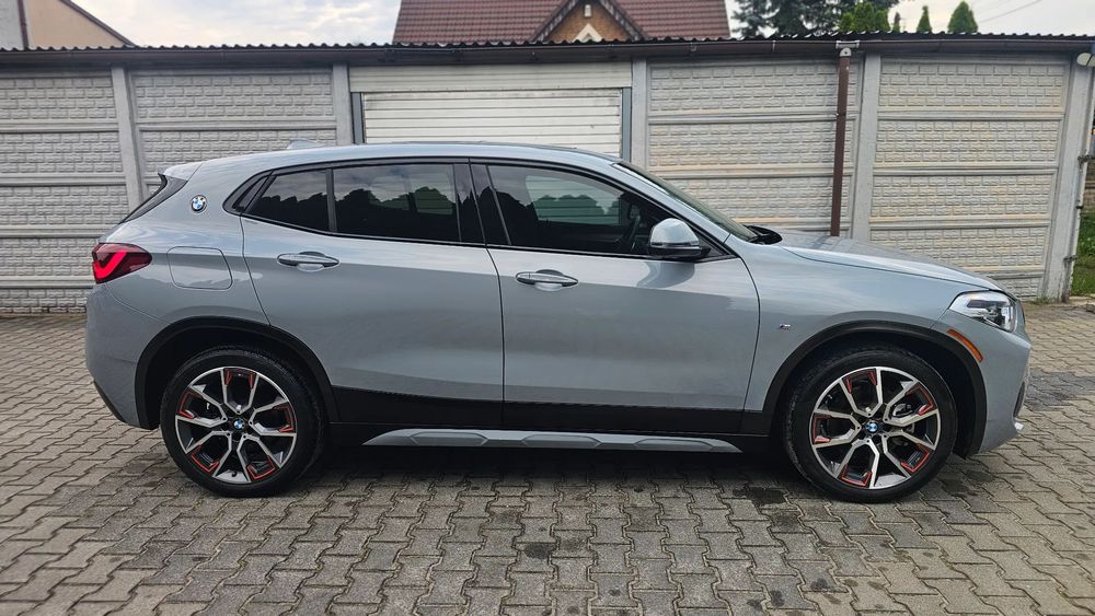 BMW X2