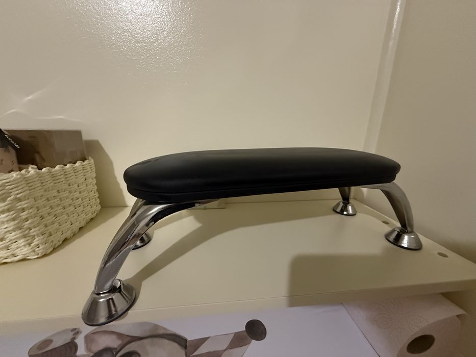 Манікюрна підставка під руки