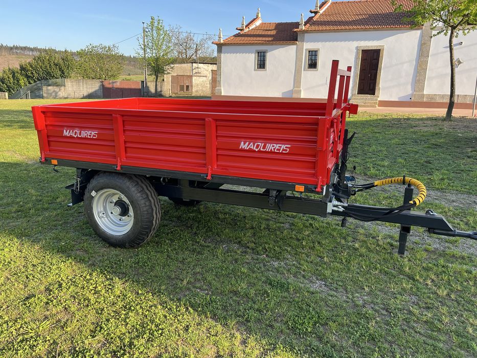 Reboque agricola tribasculante 2500kg