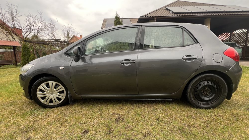Toyota Auris 2007 r benzyna + gaz