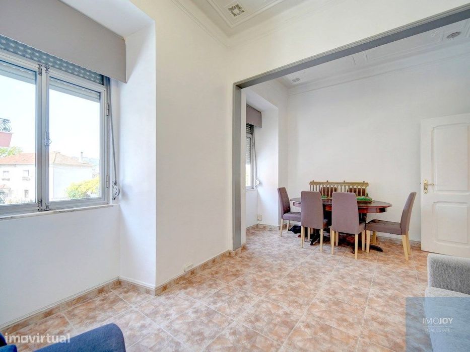 Apartamento T2 em Campolide