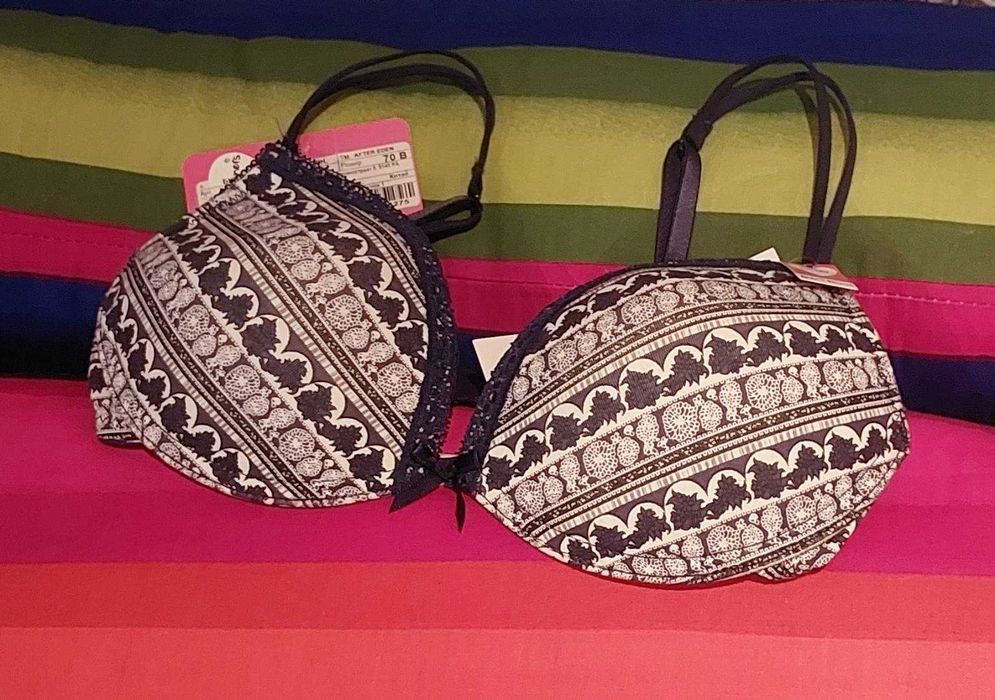 Бюстгалтер м'який 70В Boobs bloomers синій білий